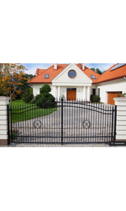 Krilna dvoriščna vrata