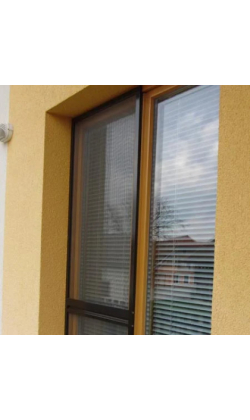 Krilna vrata komarnika