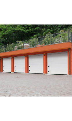 Sekcijska vrata z aluminij paneli 42mm